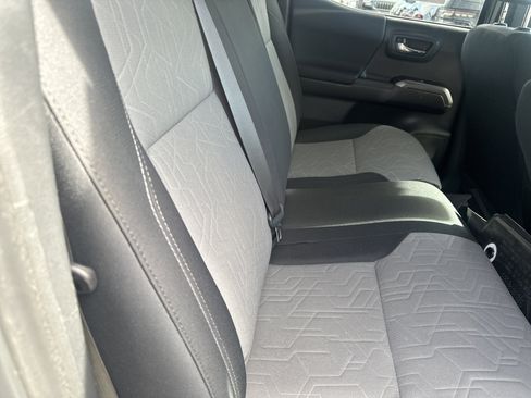 Used 2023 Toyota Tacoma TRD Off-Road image 24