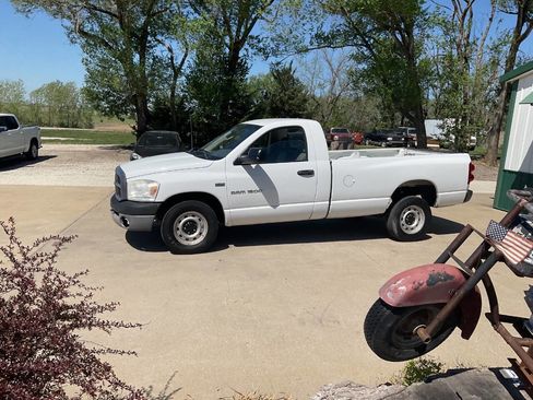 Used 2007 Dodge Ram 1500 Truck ST w/ Trailer Tow Group image 5