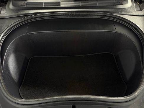Used 2024 Tesla Model 3 Performance image 34