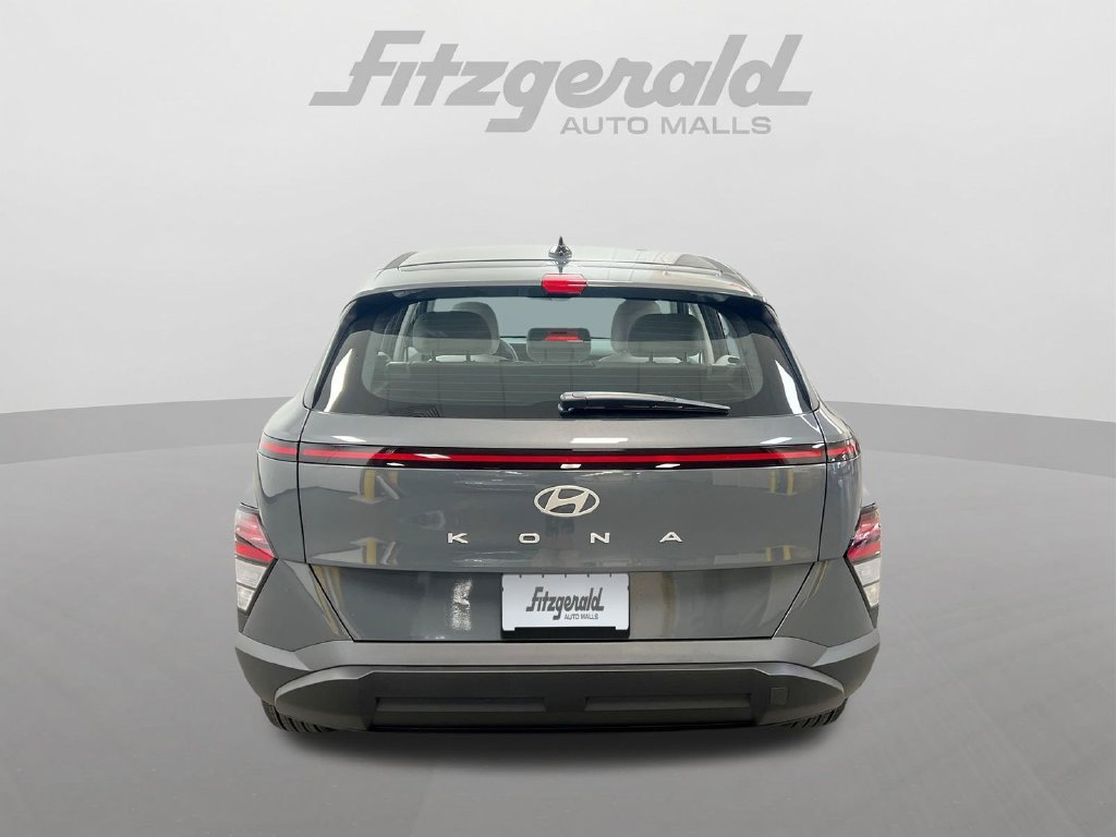 New 2027 Hyundai Kona SE FWD image 15