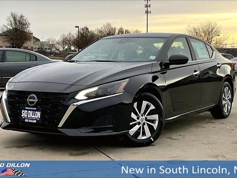 New 2025 Nissan Altima 2.5 S image 1