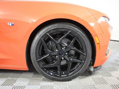 Used 2019 Chevrolet Camaro SS RWD image 11