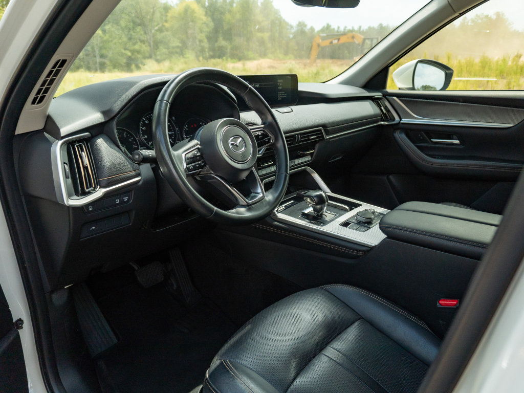 Used 2024 MAZDA CX-90 3.3 Turbo w/ Preferred Plus AWD/4WD image 11