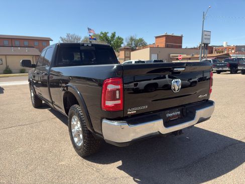Used 2022 RAM 3500 Laramie AWD/4WD image 7