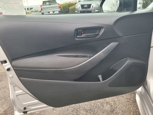 Used 2023 Toyota Corolla LE image 18