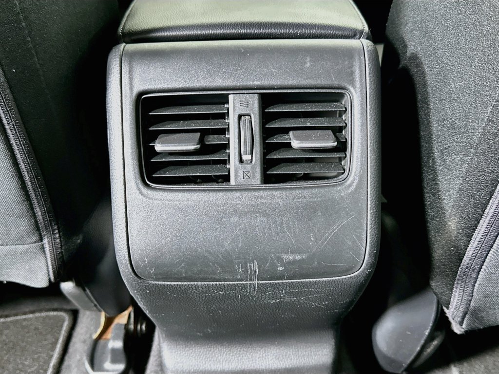 Used 2018 Honda Accord EX image 25