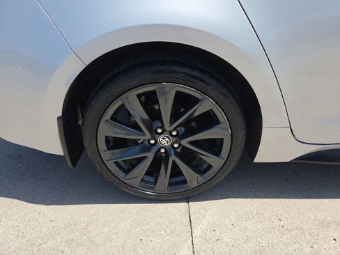 Used 2024 Toyota Corolla SE w/ SE Premium Package FWD image 15
