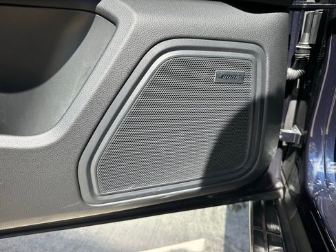 Certified 2022 Porsche Macan S image 23