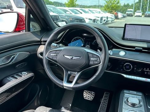 Used 2024 Genesis GV70 3.5T Sport w/ Sport Prestige Package AWD/4WD image 19