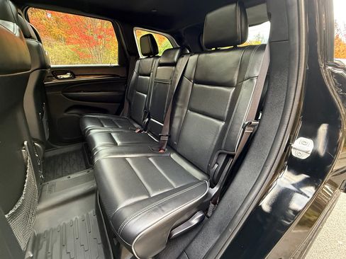 Used 2020 Jeep Grand Cherokee Overland image 23