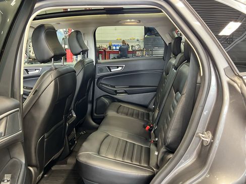 Used 2024 Ford Edge SEL w/ Convenience Package image 35