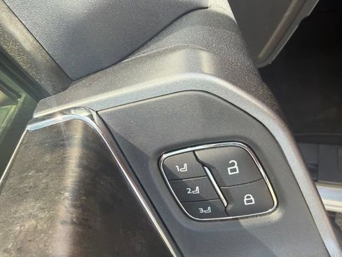 Used 2026 Ford F350 Lariat RWD image 11