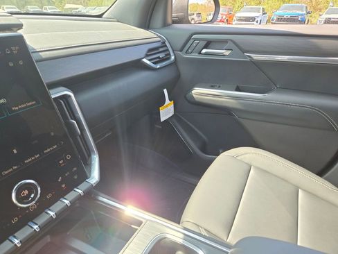 New 2026 GMC Acadia Elevation w/ Elevation Premium Package image 23