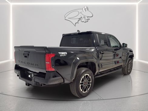 Used 2025 Toyota Tacoma TRD Sport w/ TRD Sport Premium Package AWD/4WD image 6