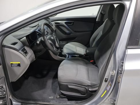 Used 2016 Hyundai Elantra SE FWD image 8