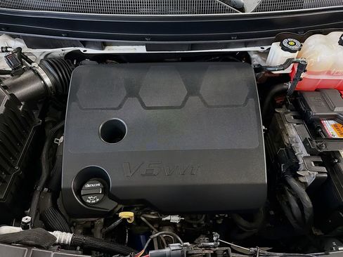 Used 2019 Chevrolet Traverse Premier image 33