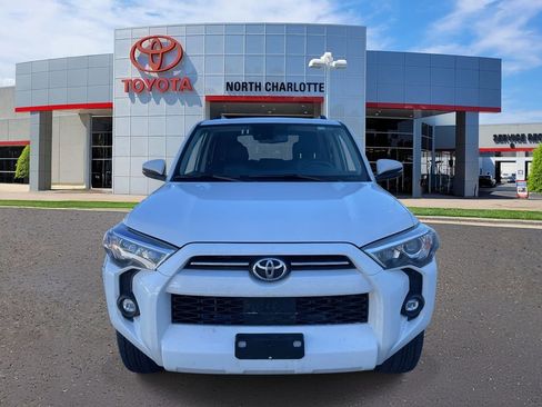 Used 2024 Toyota 4Runner SR5 Premium image 5