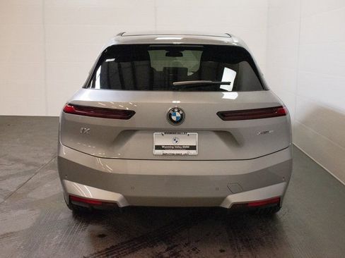 New 2026 BMW iX xDrive45 image 5