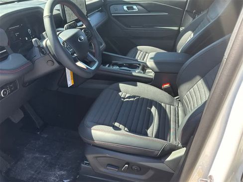 New 2025 Ford Explorer ST-Line w/ Premium Package image 10