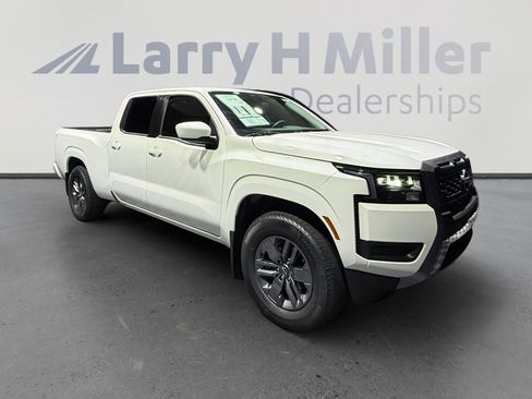 New 2026 Nissan Frontier SV image 7