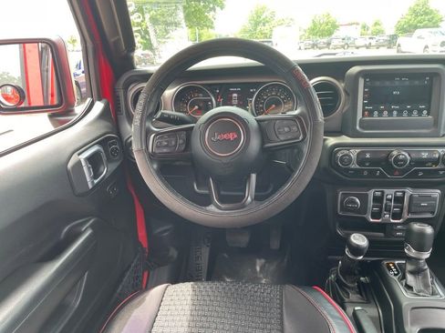 Used 2018 Jeep Wrangler Unlimited Sport S AWD/4WD image 13