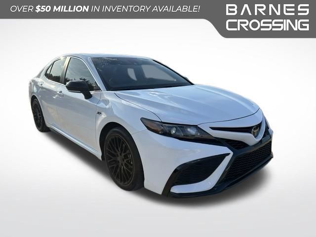 Used 2023 Toyota Camry SE w/ Convenience Package FWD image 1
