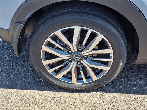 Used 2024 Nissan Kicks SV image 9