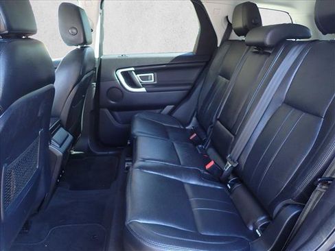 Used 2019 Land Rover Discovery Sport HSE AWD/4WD image 10