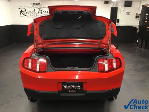 Used 2012 Ford Mustang GT Premium image 23