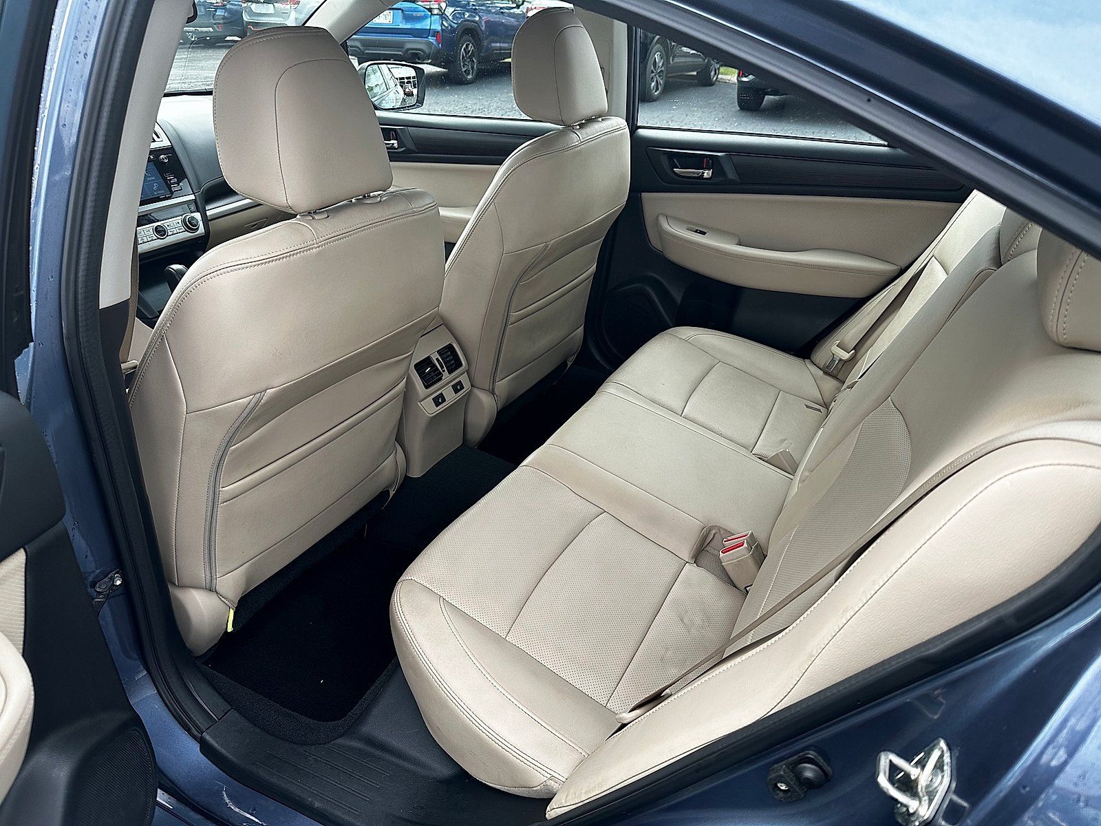 Used 2016 Subaru Legacy 3.6R Limited AWD/4WD image 12