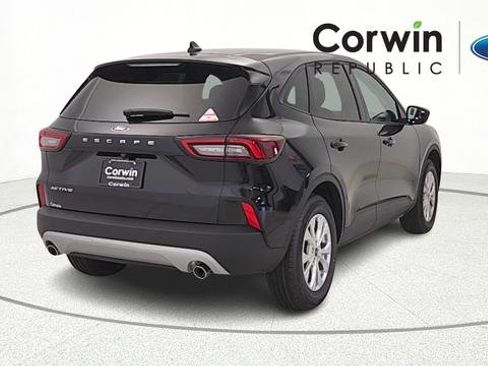 New 2026 Ford Escape Active w/ Cold Weather Package image 7