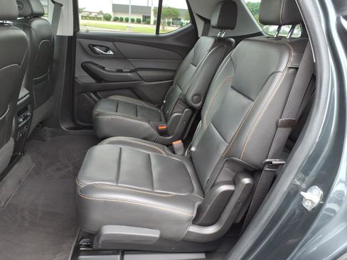 Used 2020 Chevrolet Traverse RS FWD image 7