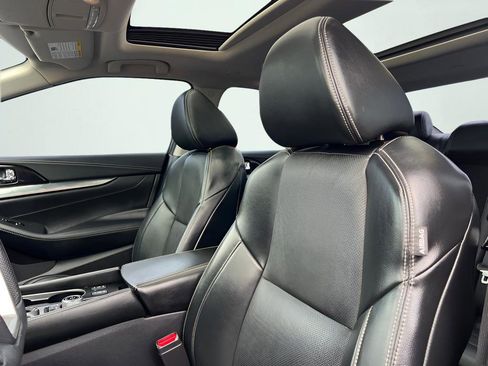 Used 2019 Nissan Maxima 3.5 SL w/ Floor Mat Group FWD image 38