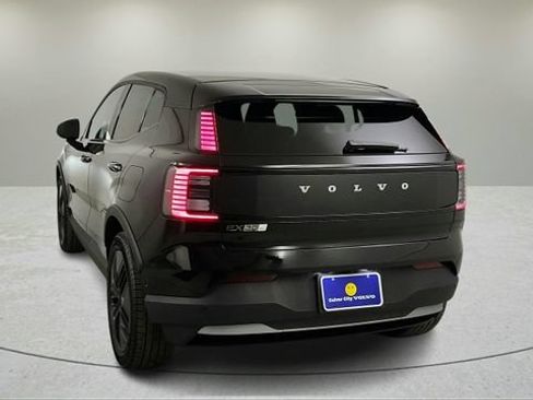 New 2026 Volvo EX30 Cross Country Ultra w/ Protection Package Premier AWD/4WD image 5