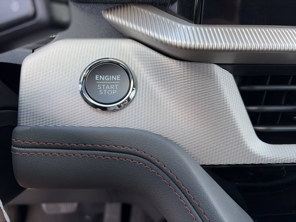 New 2027 Ford Explorer Active w/ Active Comfort Package RWD image 27