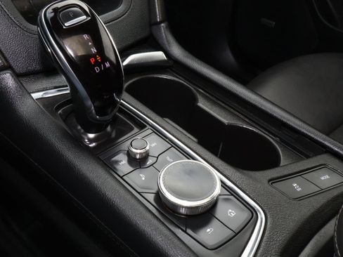 Used 2022 Cadillac XT5 Premium Luxury image 28