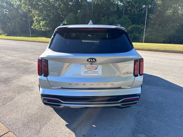 Used 2021 Kia Sorento EX w/ Panoramic Sunroof Package FWD image 6