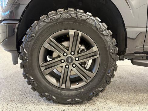 Used 2022 Ford F150 XLT w/ Equipment Group 302A High AWD/4WD image 10