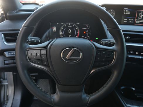 Used 2021 Lexus UX 200 w/ Accessory Package (Z2) image 12