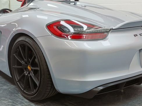 Used 2016 Porsche Boxster Spyder RWD image 16