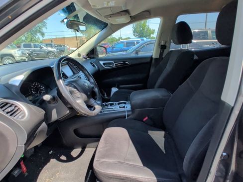 Used 2014 Nissan Pathfinder SV AWD/4WD image 6