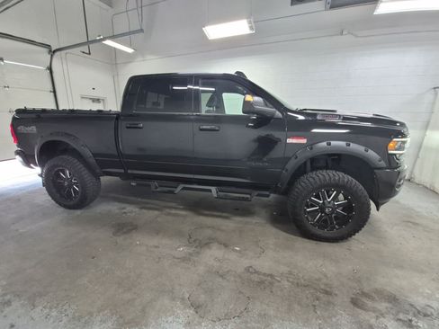Certified 2022 RAM 2500 Big Horn w/ Level C Equiment Group AWD/4WD image 3
