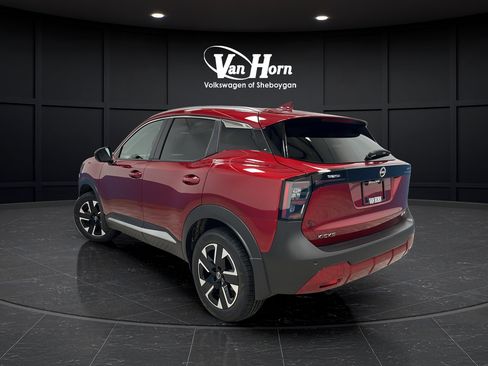 Certified 2025 Nissan Kicks SV w/ SV Premium Package AWD/4WD image 5