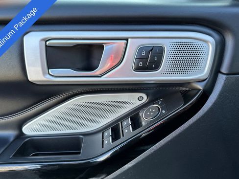 Certified 2022 Ford Explorer Platinum w/ Equipment Group 601A image 12