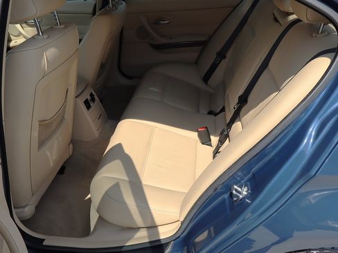 Used 2006 BMW 330xi Sedan AWD/4WD image 19