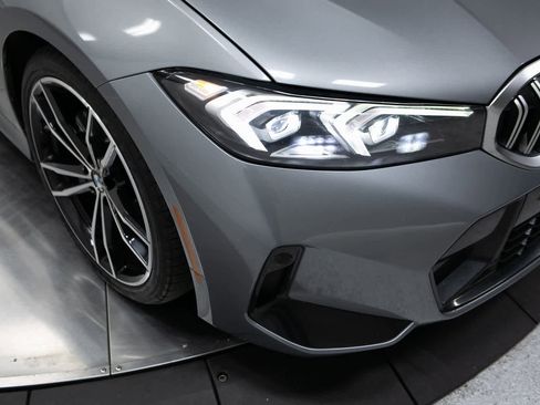 Used 2023 BMW 330i Sedan w/ M Sport Package image 12