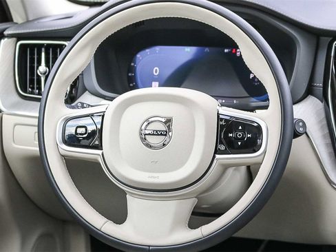 New 2025 Volvo XC60 T8 Ultra w/ Protection Package Premier image 17