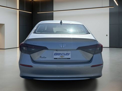 Used 2025 Honda Civic LX image 5
