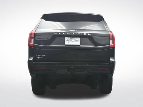 Certified 2025 Ford Expedition Active AWD/4WD image 36