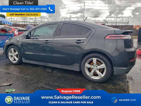 Used 2014 Chevrolet Volt Premium w/ Premium Trim Package image 3
